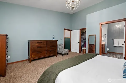 2851 SW Berwick Drive Oak Harbor WA 98277