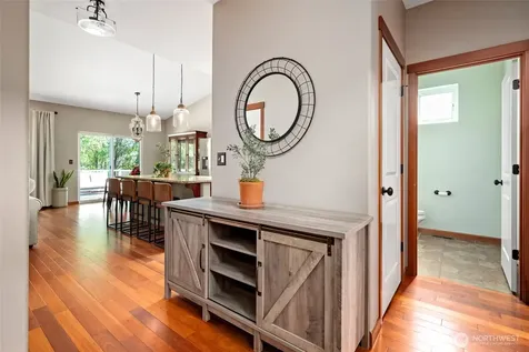 2851 SW Berwick Drive Oak Harbor WA 98277