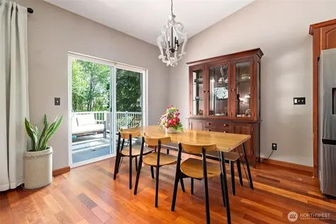 2851 SW Berwick Drive Oak Harbor WA 98277