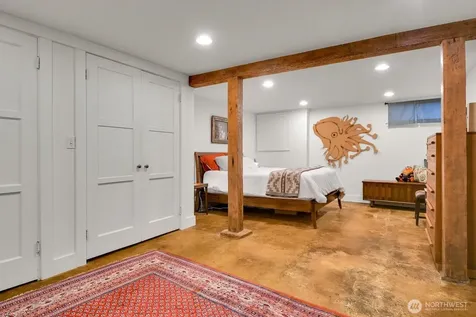 5008 39th Avenue S Seattle WA 98118