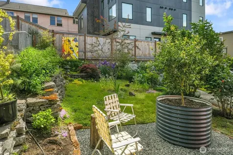 5008 39th Avenue S Seattle WA 98118