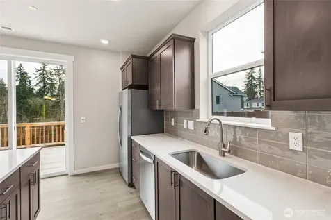 4028 98th Avenue Ct E Edgewood WA 98371