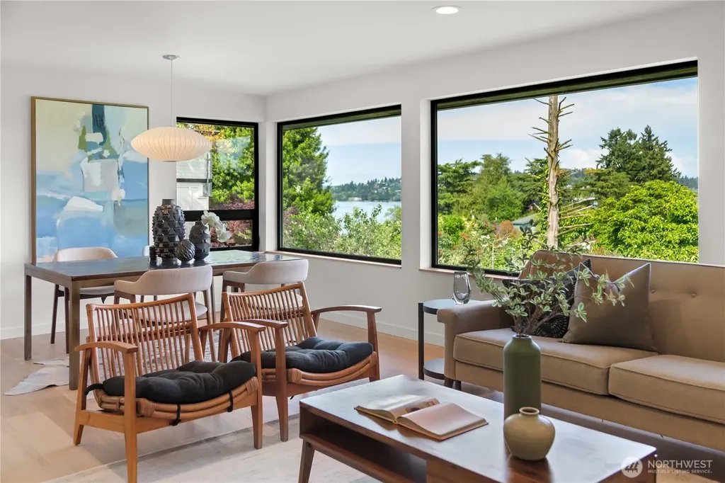 4114 48th Avenue S Seattle WA 98118