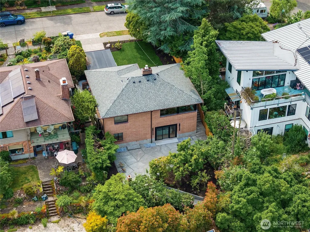 4114 48th Avenue S Seattle WA 98118