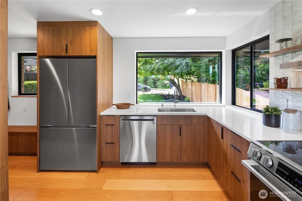 4114 48th Avenue S Seattle WA 98118