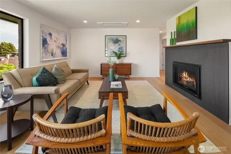 4114 48th Avenue S Seattle WA 98118