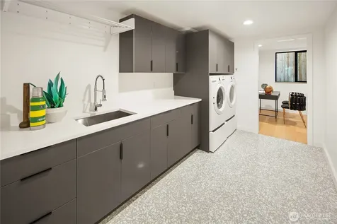 4114 48th Avenue S Seattle WA 98118