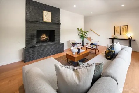 4114 48th Avenue S Seattle WA 98118