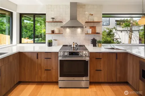 4114 48th Avenue S Seattle WA 98118