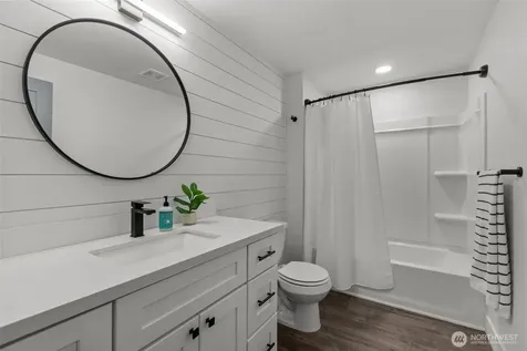 14912 SE 270th Place Kent WA 98042