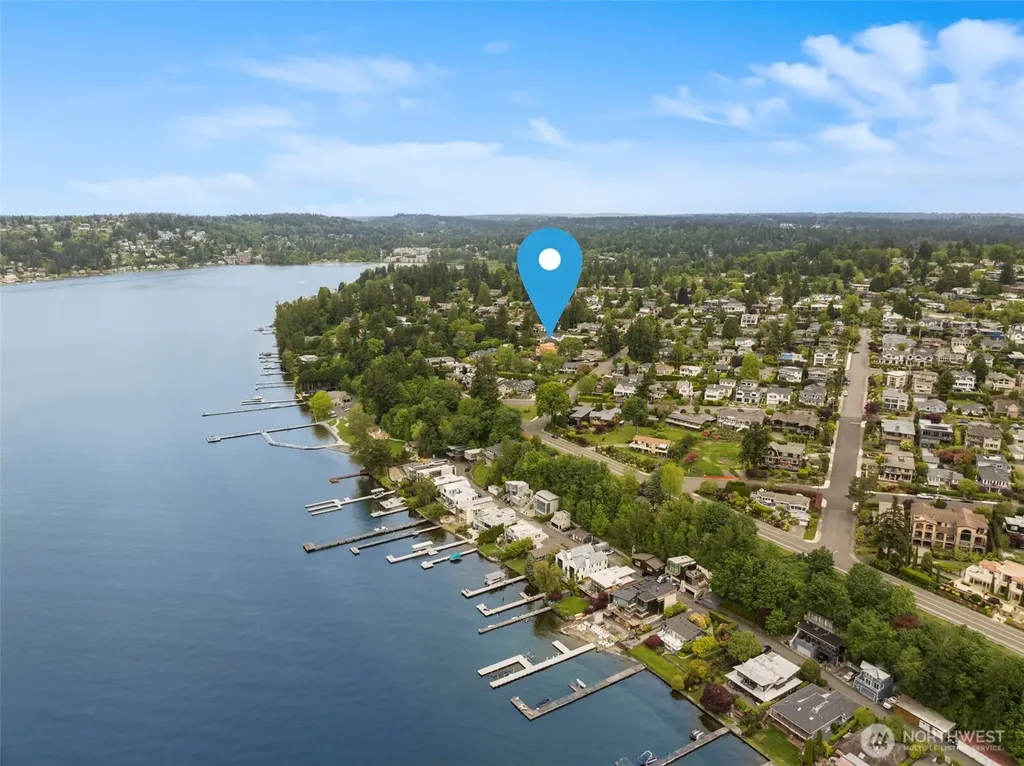 621 13th Avenue W Kirkland WA 98033