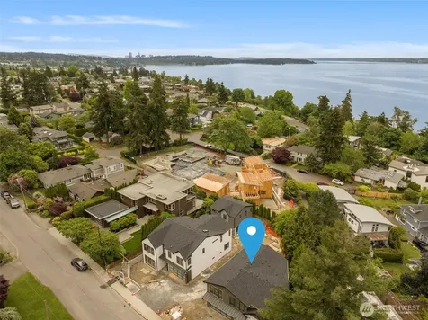 621 13th Avenue W Kirkland WA 98033