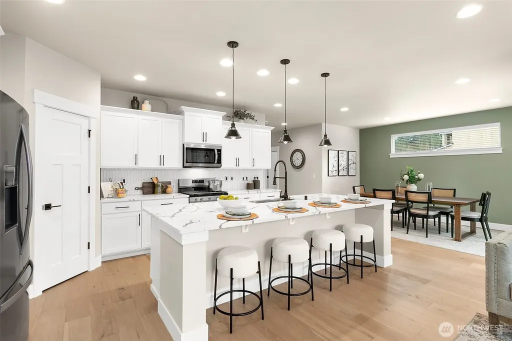 15702 SE 257th Place Covington WA 98042