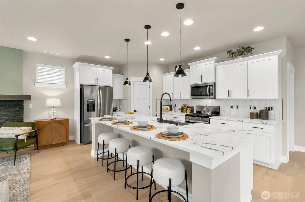 15702 SE 257th Place Covington WA 98042