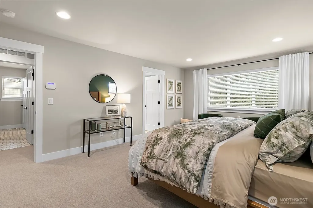 15702 SE 257th Place Covington WA 98042