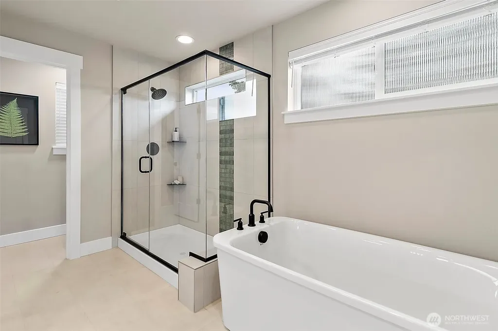 15702 SE 257th Place Covington WA 98042