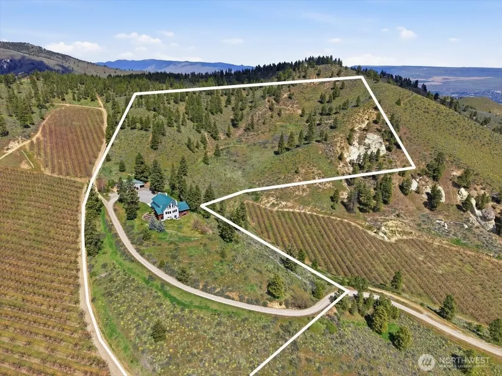 2612 Halvorson Canyon Road Wenatchee WA 98801