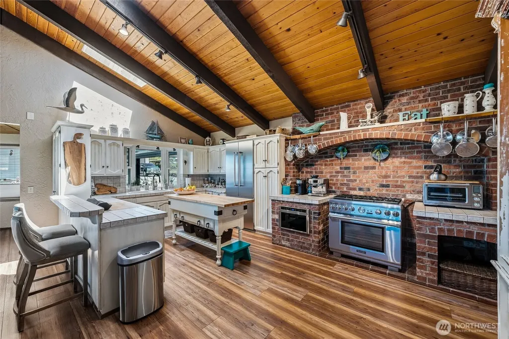 11043 Bayview Edison Road Mount Vernon WA 98273