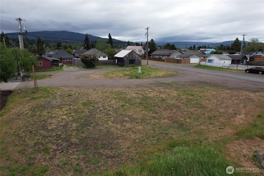 177 W Bell Street Sequim WA 98382