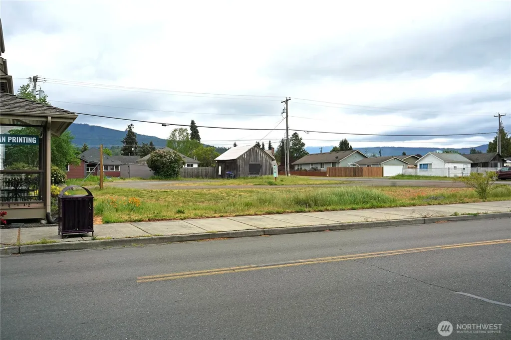 177 W Bell Street Sequim WA 98382