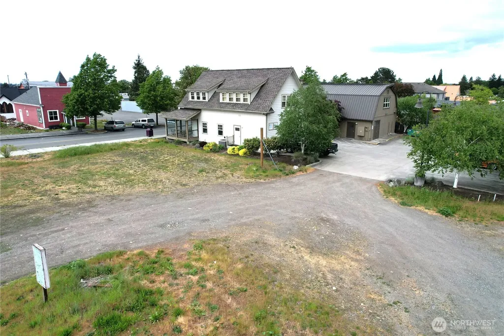 177 W Bell Street Sequim WA 98382