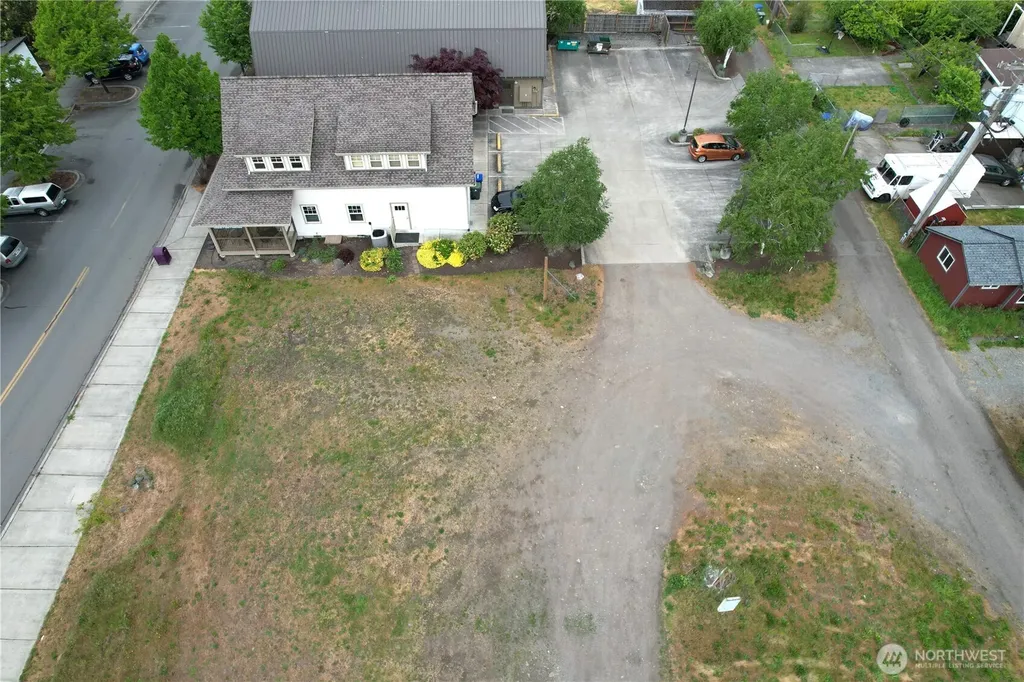 177 W Bell Street Sequim WA 98382