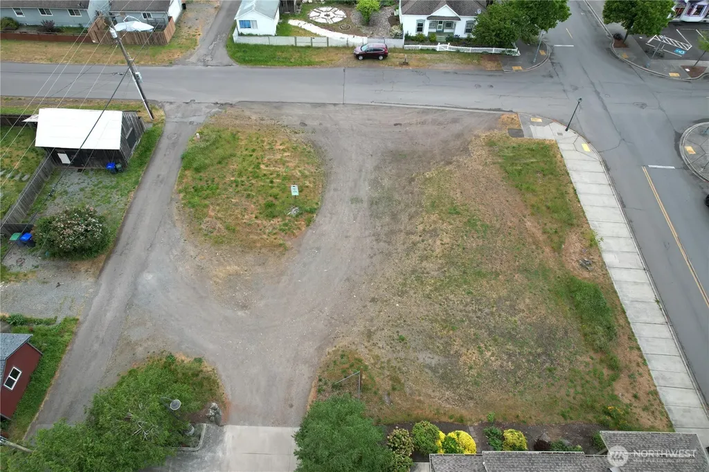 177 W Bell Street Sequim WA 98382
