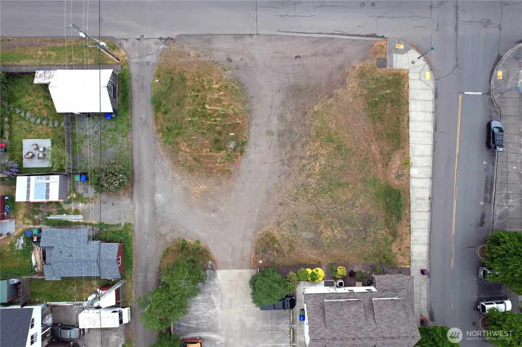 177 W Bell Street Sequim WA 98382