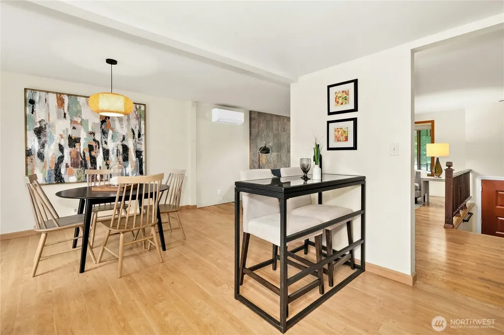 17518 NE 22nd Court Redmond WA 98052
