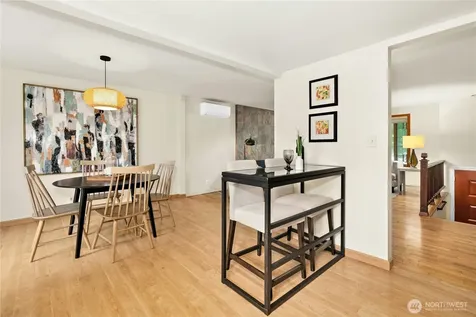 17518 NE 22nd Court Redmond WA 98052