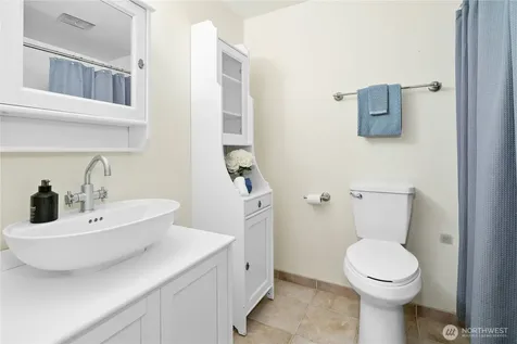 17518 NE 22nd Court Redmond WA 98052
