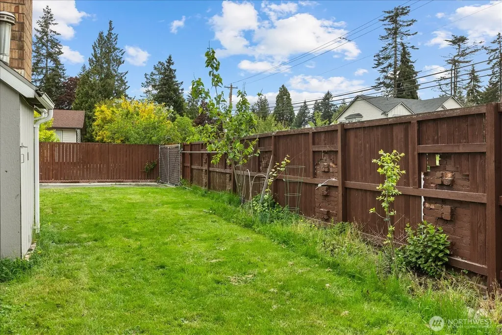 5205 173rd Place SW Lynnwood WA 98037