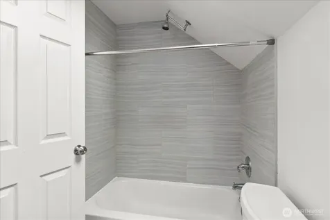 5205 173rd Place SW Lynnwood WA 98037