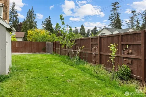 5205 173rd Place SW Lynnwood WA 98037