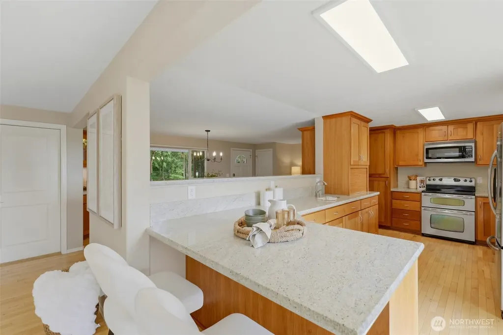 919 Lummi Drive Fox Island WA 98333