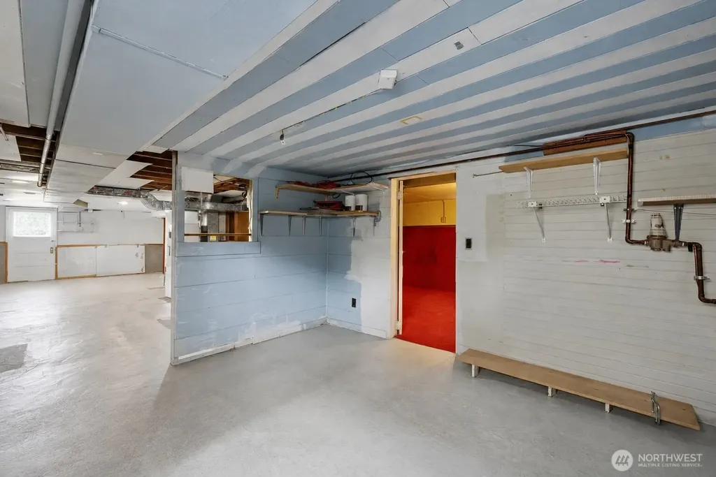 7843 Stroud Avenue N Seattle WA 98103