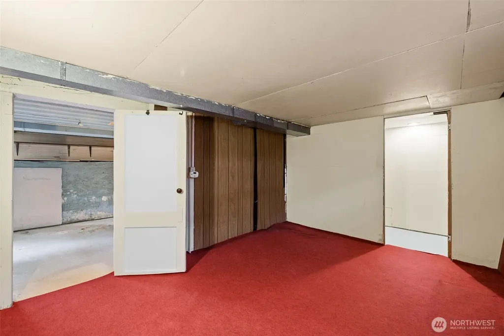7843 Stroud Avenue N Seattle WA 98103