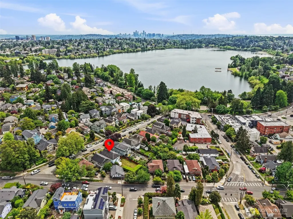 7843 Stroud Avenue N Seattle WA 98103