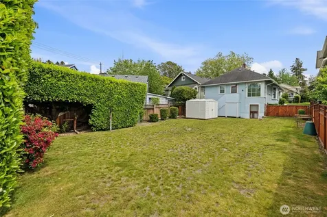 7843 Stroud Avenue N Seattle WA 98103