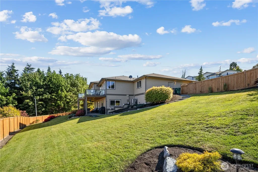 1040 Cassius Court Camano Island WA 98282