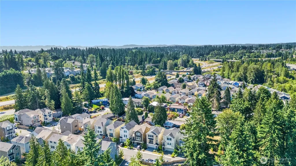 2204 176th Place SW Lynnwood WA 98037