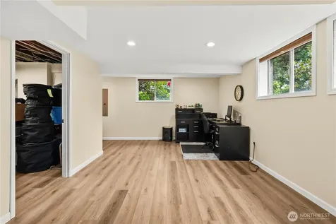 11915 136th Street E Puyallup WA 98374