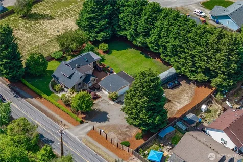 11915 136th Street E Puyallup WA 98374
