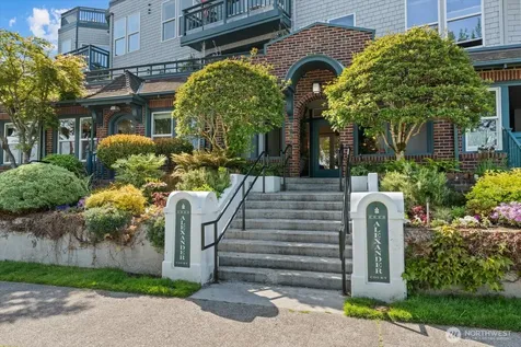 2920 Alki Avenue SW Seattle WA 98116