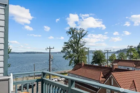 2920 Alki Avenue SW Seattle WA 98116