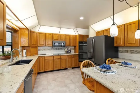 37788 Hood Canal Drive NE Hansville WA 98340