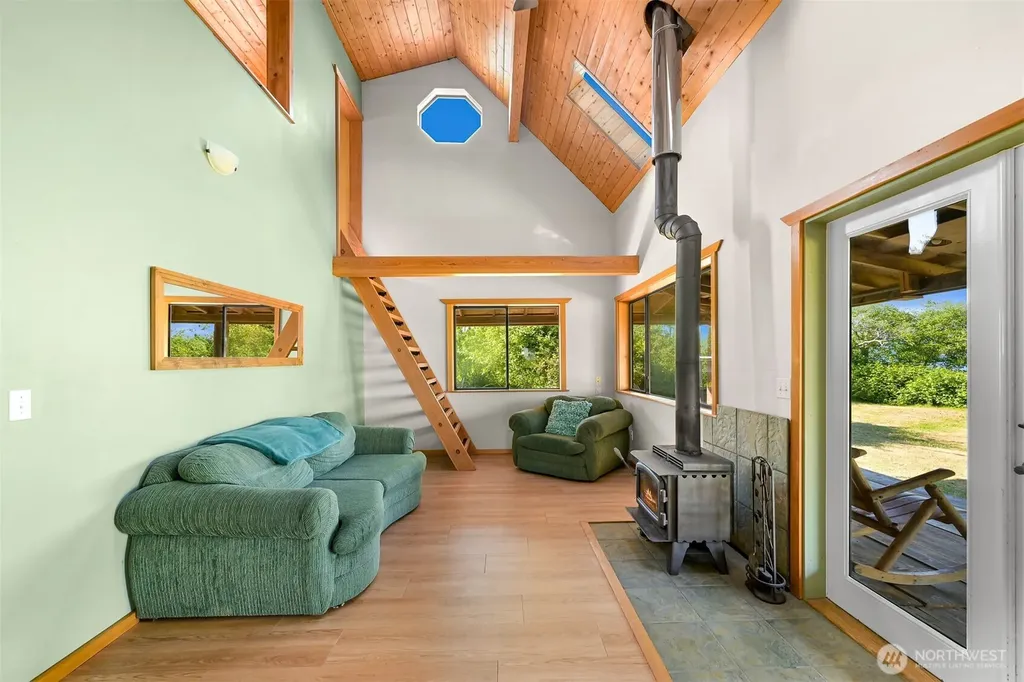 1611 Jas Airport Lane Anacortes WA 98221