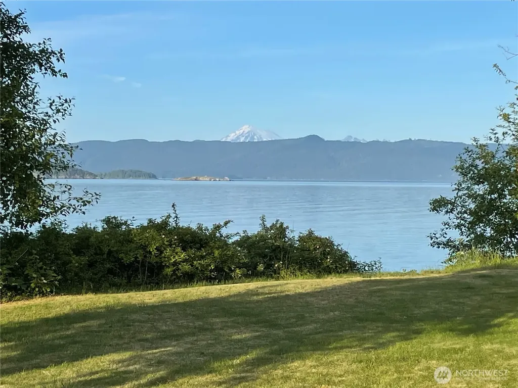 1611 Jas Airport Lane Anacortes WA 98221