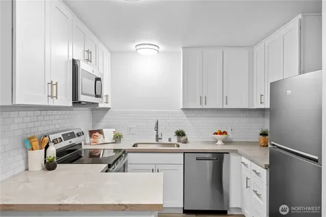 13932 NE 60th Street Redmond WA 98052