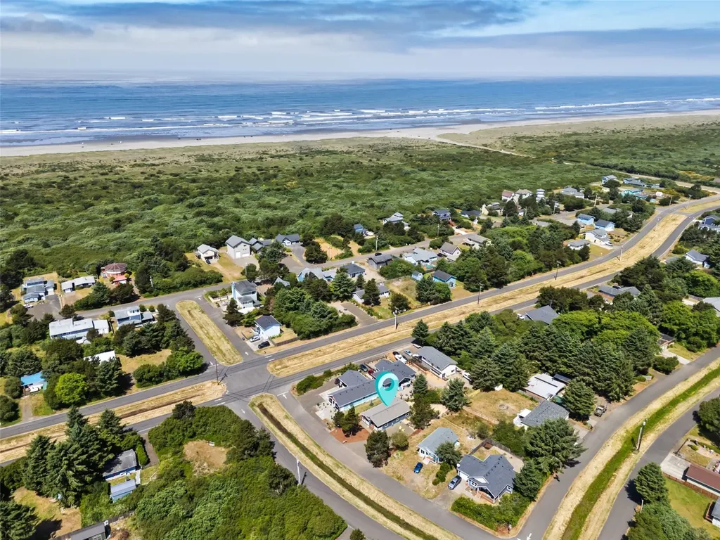 190 Clover Street NW Ocean Shores WA 98569